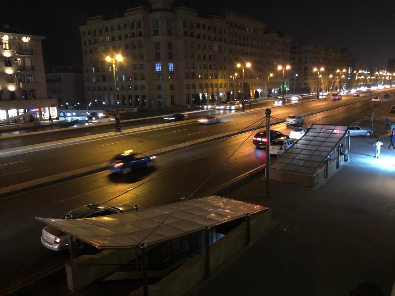 Clock Tower Apartment In Baku Bagian luar foto