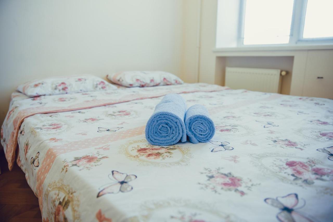 Clock Tower Apartment In Baku Bagian luar foto